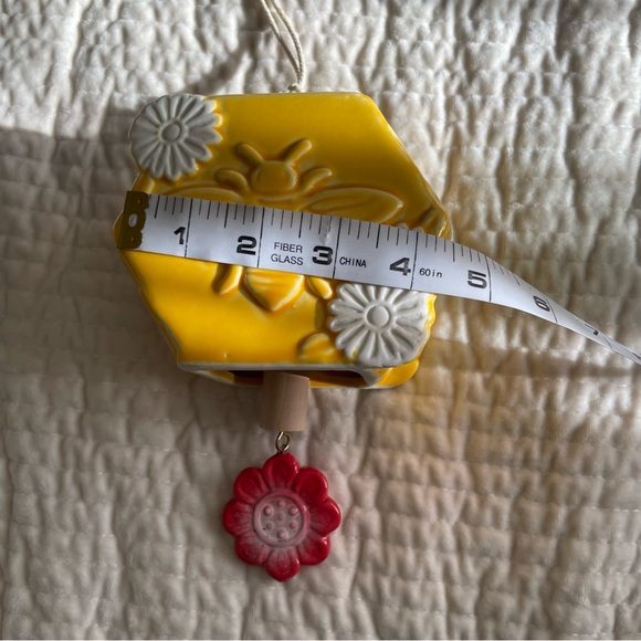 Ceramic honeybee wind chime - Picture 3 of 8
